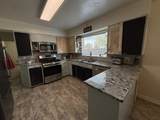 101 7th - Photo 19