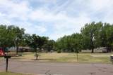 1506 Circle Dr - Photo 4