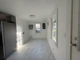 572 Davis - Photo 10