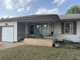 726 Hickory - Photo 4