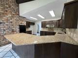 2801 Wildwood Dr - Photo 11