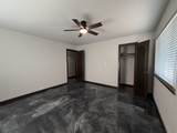 2801 Wildwood Dr - Photo 18