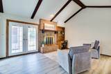 2076 Lantern Ln - Photo 10