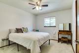 2076 Lantern Ln - Photo 24