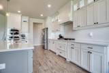 7009 Chisholm Ranch Dr - Photo 14