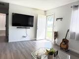 1010 Freeland Dr - Photo 4