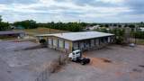 704 22nd St - Photo 3