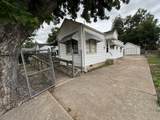 1913 Maple Ave - Photo 2