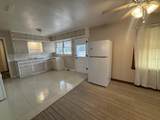 1913 Maple Ave - Photo 4