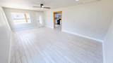 1623 8th St - Photo 4
