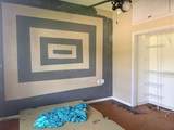 504 Comanche Street - Photo 3