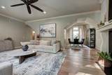 2125 Maple Leaf Cir - Photo 9