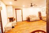 805 Oakwood Rd - Photo 3