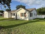 802 Avenue E - Photo 2