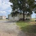10026 Hwy 81 - Photo 12