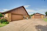 416 Applewood St - Photo 3