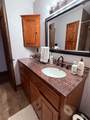 1003 Avenue B - Photo 17