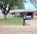 1003 Avenue B - Photo 2