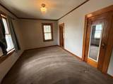 611 7th St - Photo 4