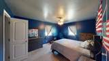2615 2nd St - Photo 15