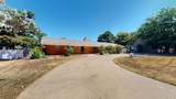 1718 Cedar Ave - Photo 2