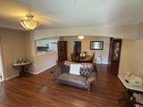604 Avenue C - Photo 3