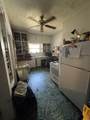 912 Maple - Photo 9