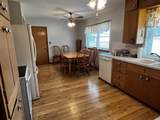 1002 Avenue B - Photo 4