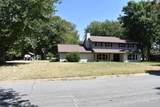 2901 Meadowlark Ln - Photo 2