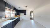 920 21st St - Photo 4