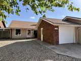 1711 Surrey Ln - Photo 37