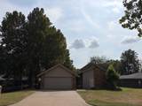 3011 Oakridge - Photo 1