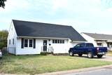 906 19th St - Photo 1