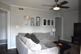 906 19th St - Photo 3
