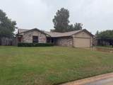 1809 Gingham Ln - Photo 2
