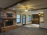1809 Gingham Ln - Photo 4