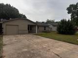 2928 Edgewood Dr - Photo 2