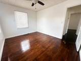 1811 9th St - Photo 23