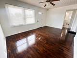 1811 9th St - Photo 5