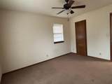 2802 Heritage Trl - Photo 29