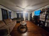 1402 Elm Ave - Photo 3