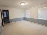 2905 Broadway Ave - Photo 33