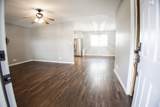 710 Mistletoe - Photo 6