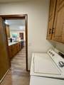 1711 Surrey Ln - Photo 17