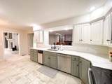 2910 Woodbriar Square - Photo 11