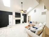 2910 Woodbriar Square - Photo 4