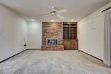 2105 Camelot Dr - Photo 11