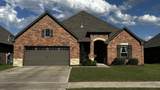 923 Stonebridge Village - Photo 1