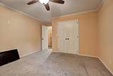 3401 Goldfinch Ln - Photo 35