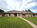 3401 Goldfinch Ln - Photo 1